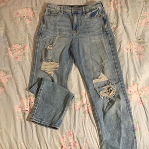 Ultra High Rise Mom Jean